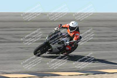 media/Oct-13-2025-Moto Forza (Mon) [[a66d839500]]/4-C Group/Session 2 (Bowl)/